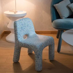 將廢棄塑料玩具升級為創(chuàng)意家具 環(huán)保與創(chuàng)新的完美結(jié)合